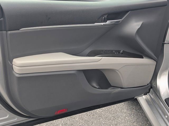 Used 2023 Toyota Camry LE FWD image 10