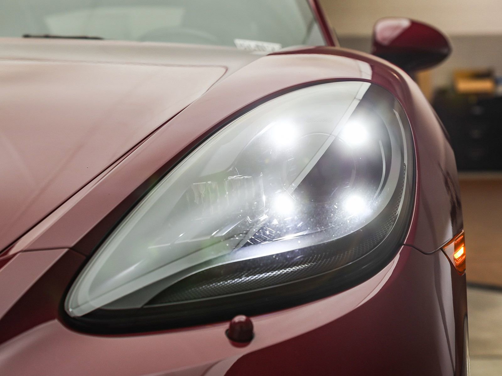 Used 2025 Porsche 718 Cayman S image 9