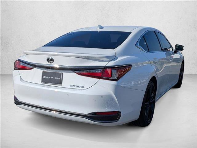 Used 2023 Lexus ES 300h F Sport image 7