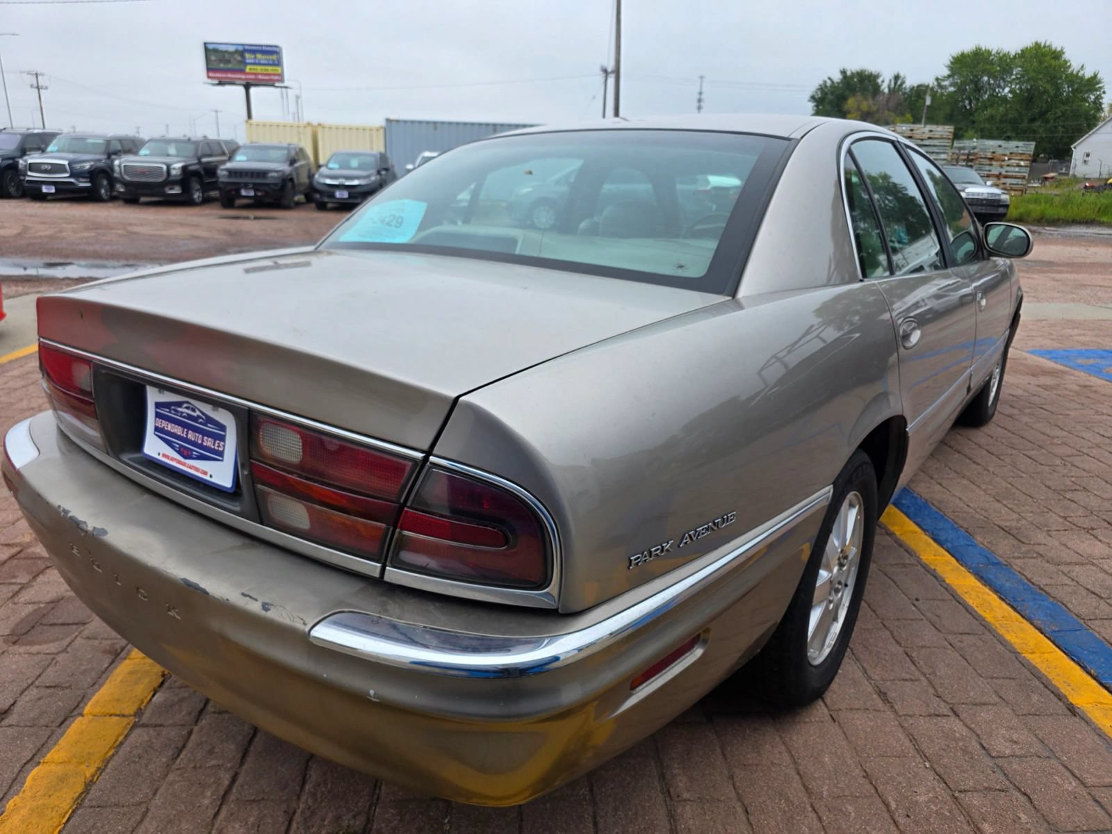 Used 2004 Buick Park Avenue FWD image 6