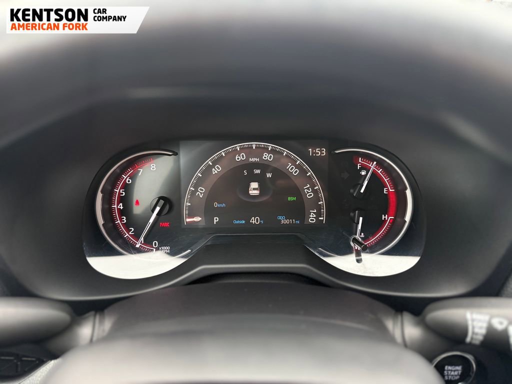 Used 2025 Toyota RAV4 XLE image 17