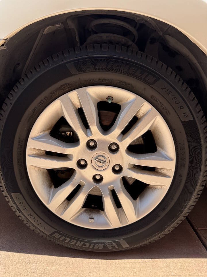 Used 2011 Nissan Altima 2.5 S w/ Convenience Pkg FWD image 28