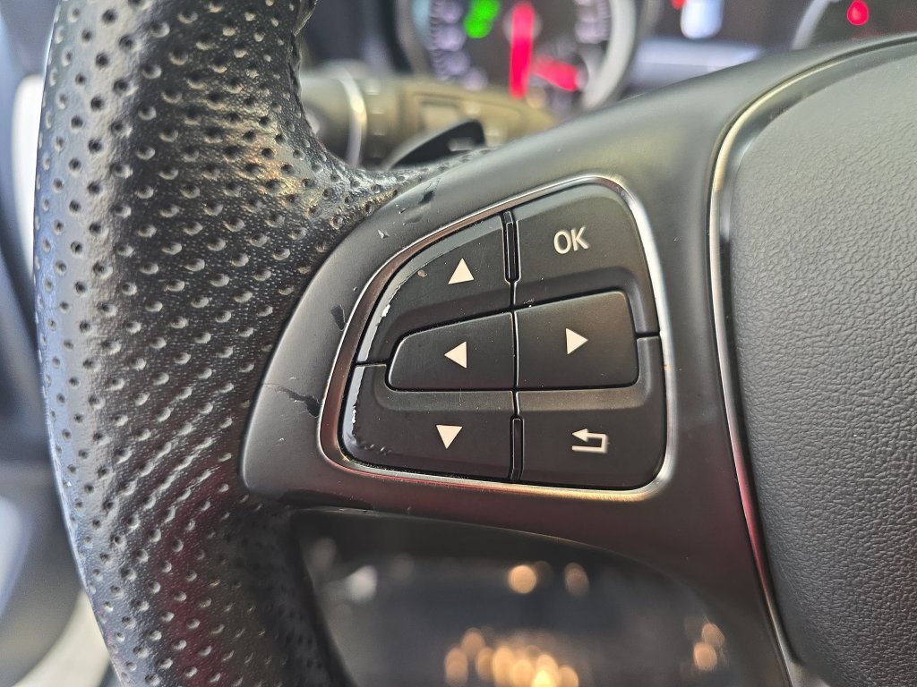 Used 2019 Mercedes-Benz GLA 250 image 18