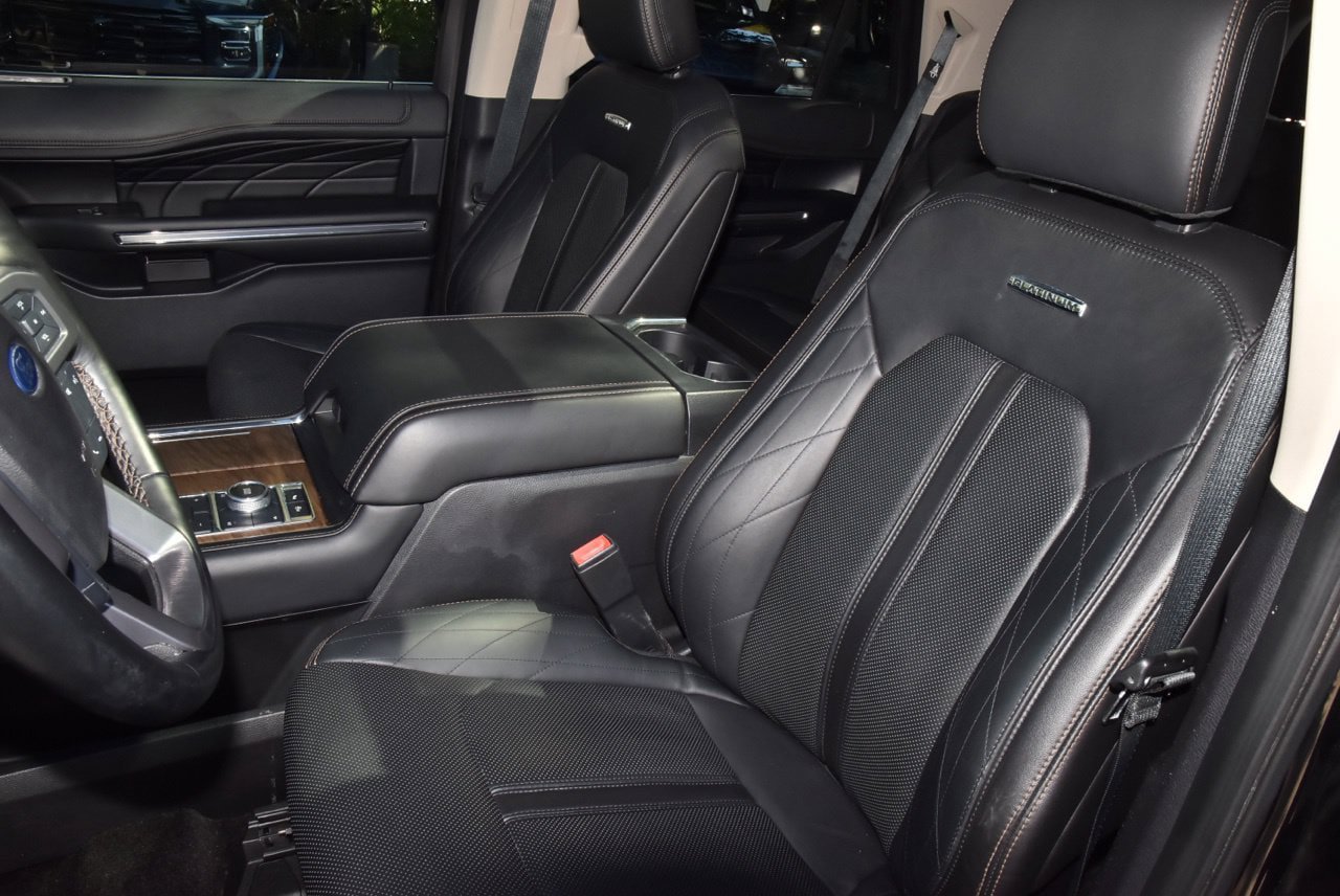 Used 2018 Ford Expedition Platinum AWD/4WD image 33