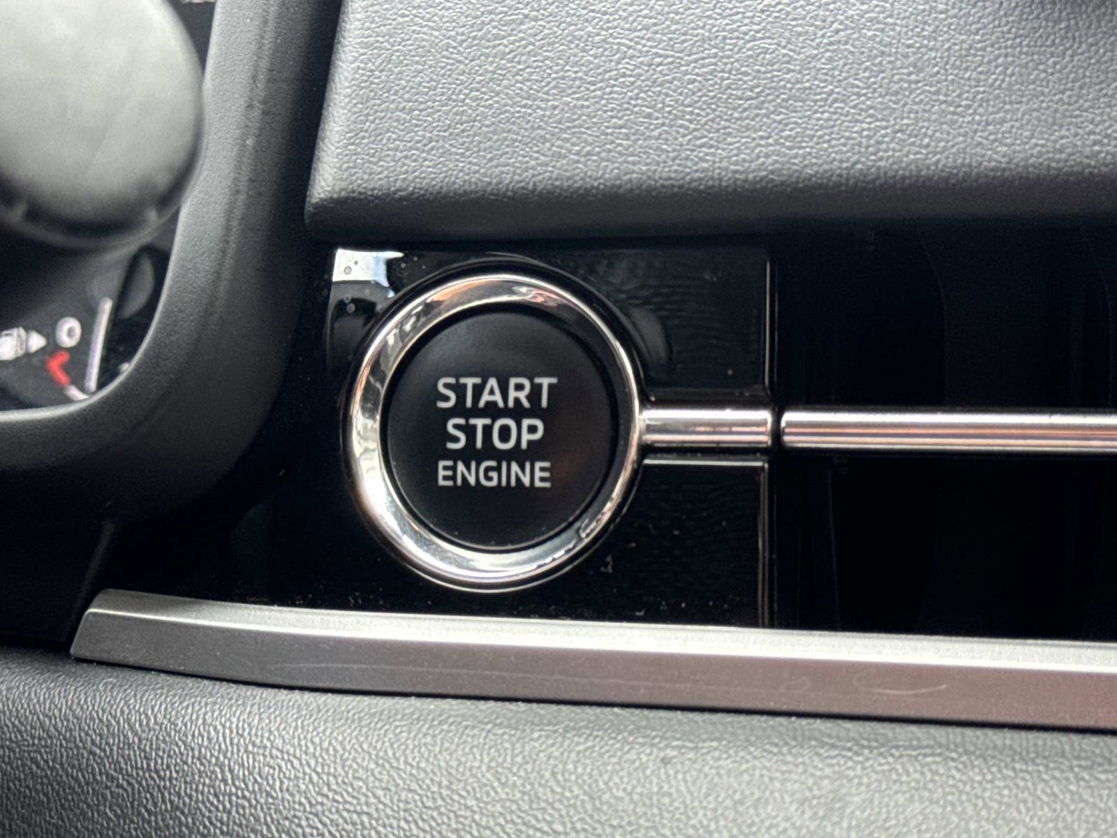 Used 2022 Mitsubishi Outlander ES image 24