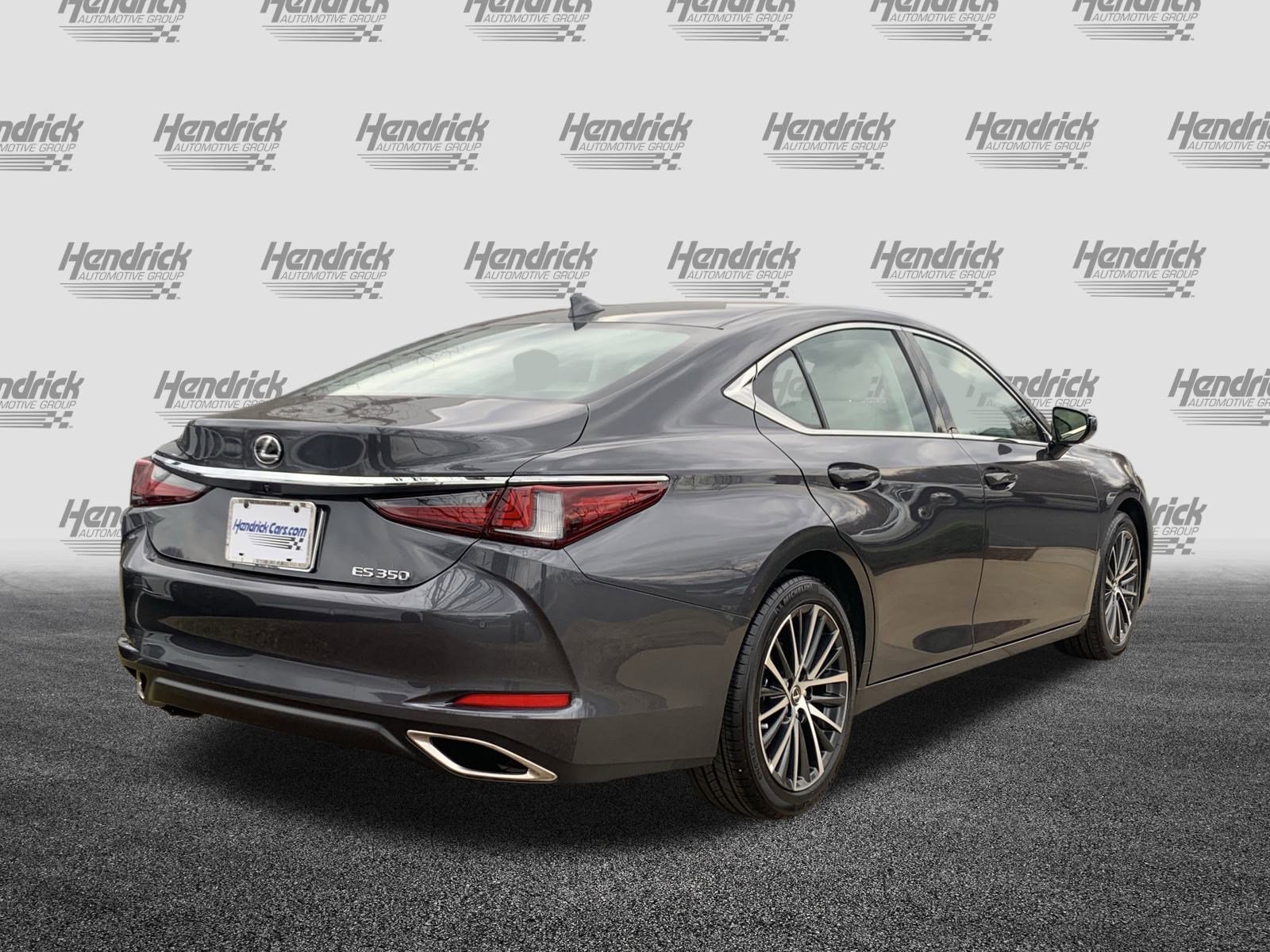 Certified 2025 Lexus ES 350 w/ Premium Package image 10