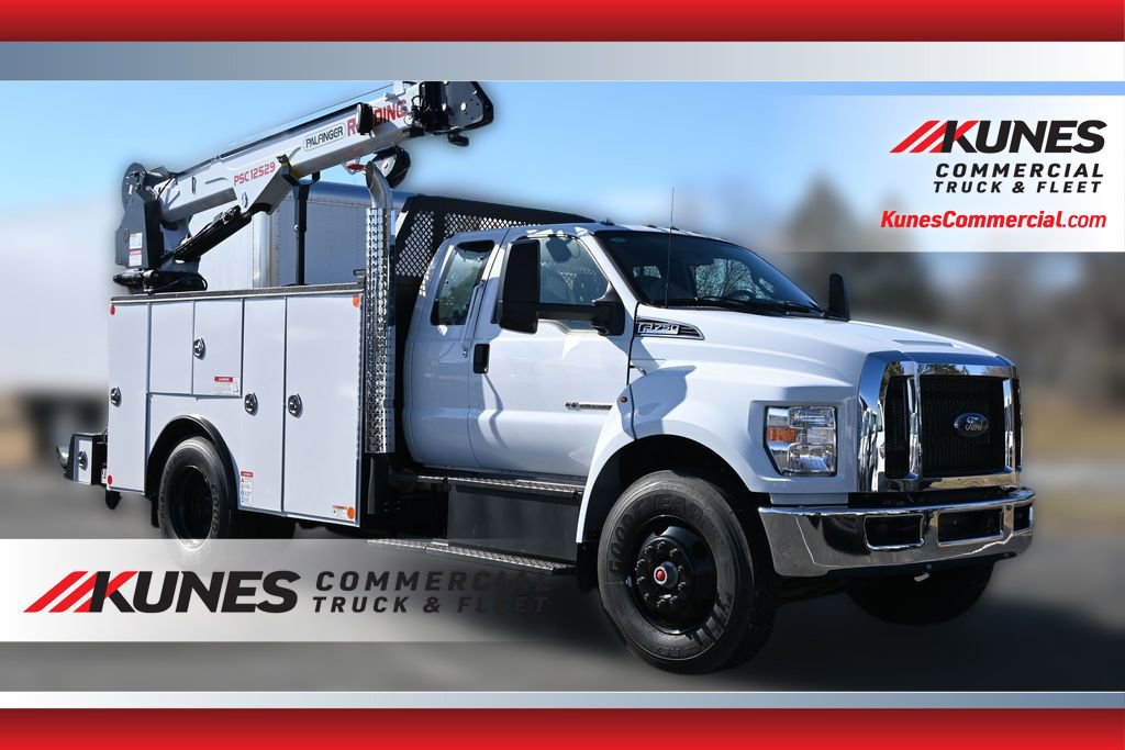 New 2026 Ford F750 2WD SuperCab Super Duty image 1