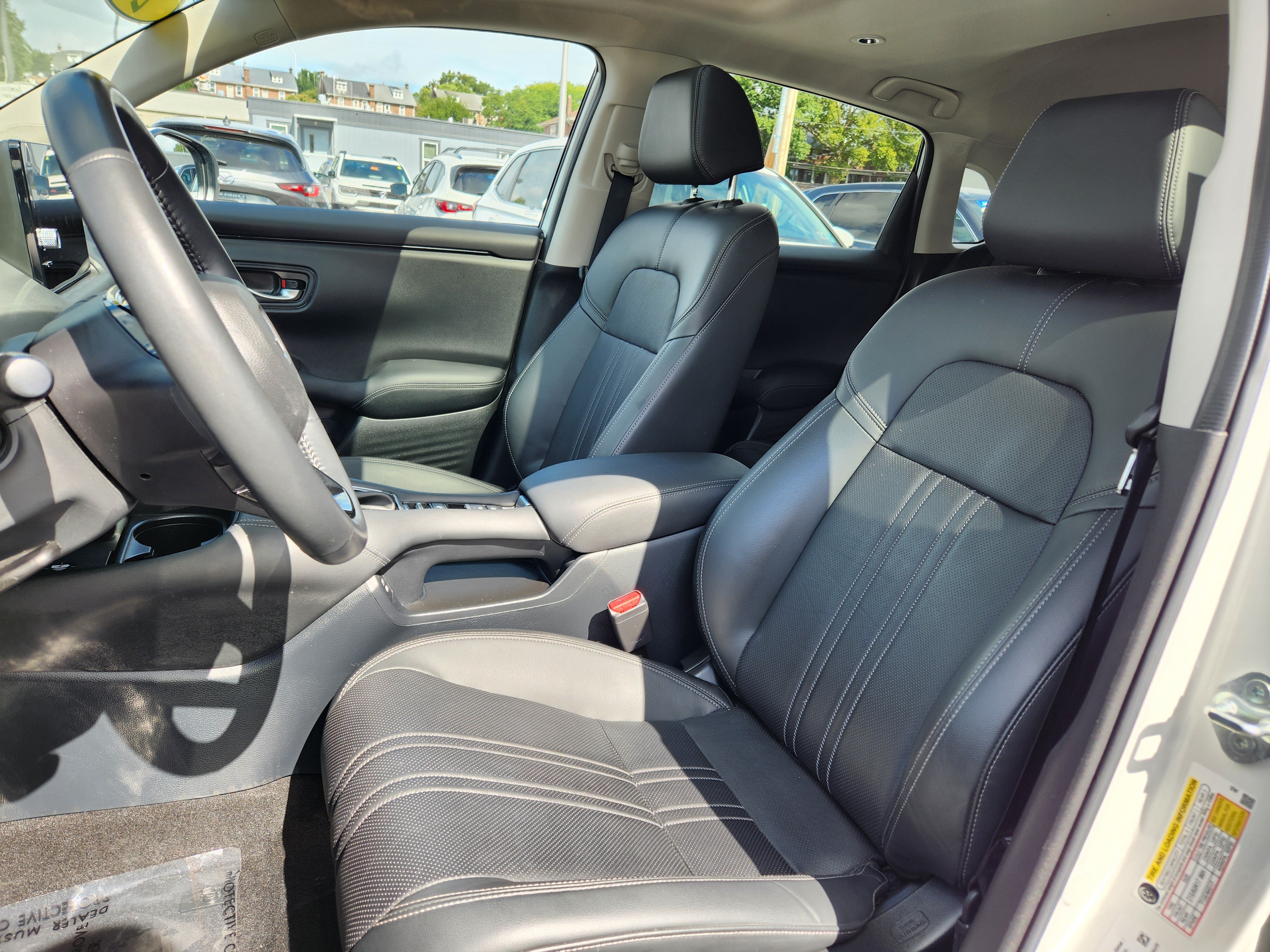 Certified 2024 Honda HR-V EX-L image 10