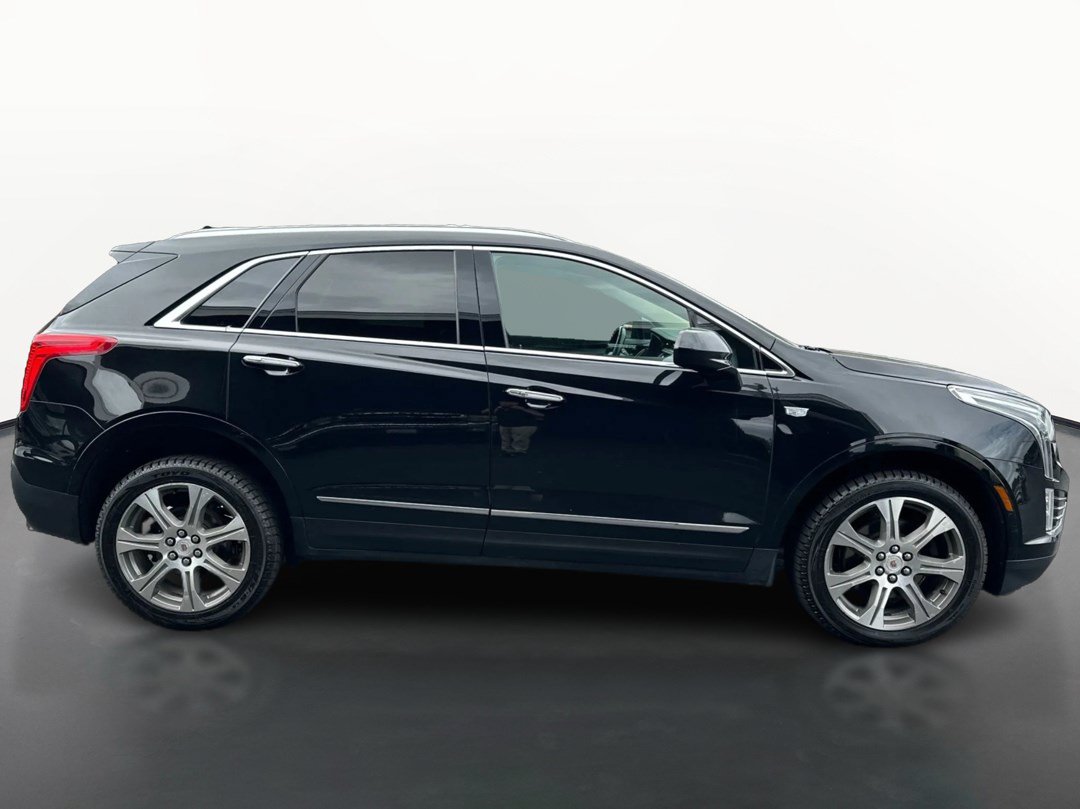 Used 2018 Cadillac XT5 Premium Luxury AWD/4WD image 2