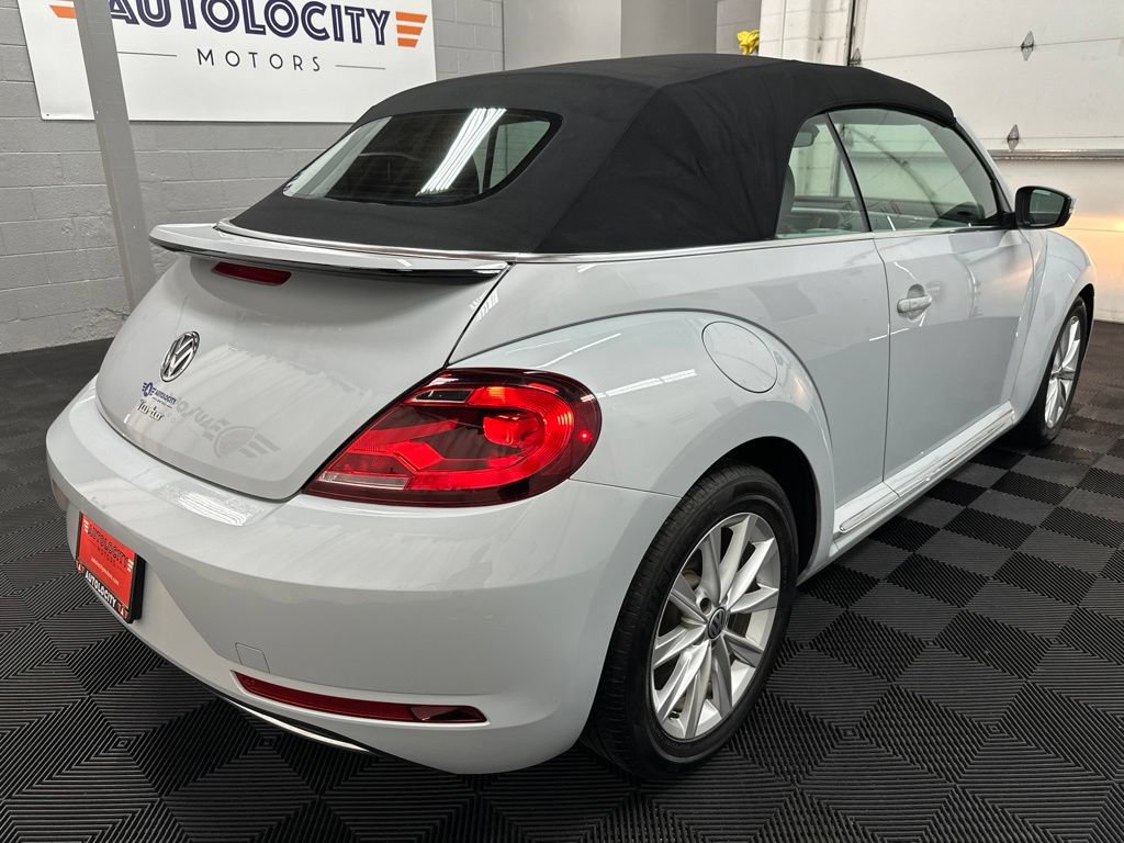 Used 2019 Volkswagen Beetle 2.0T SE FWD image 10