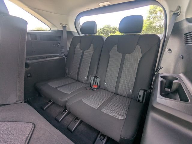 New 2026 Kia Sorento LX FWD image 15