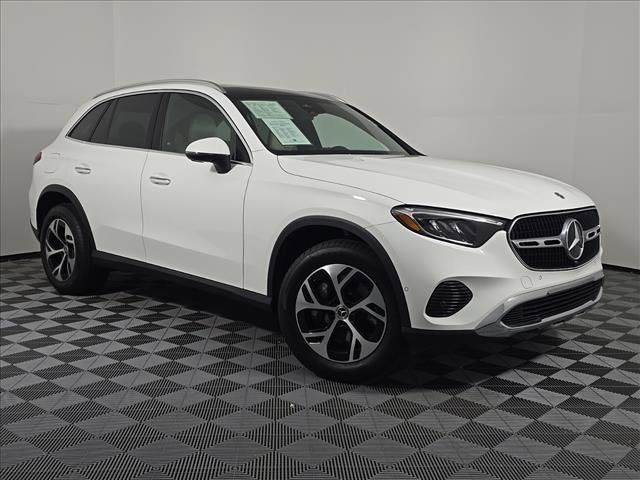 Certified 2025 Mercedes-Benz GLC 350e 4MATIC image 9