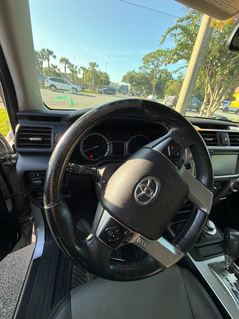 Used 2016 Toyota 4Runner SR5 Premium AWD/4WD image 15