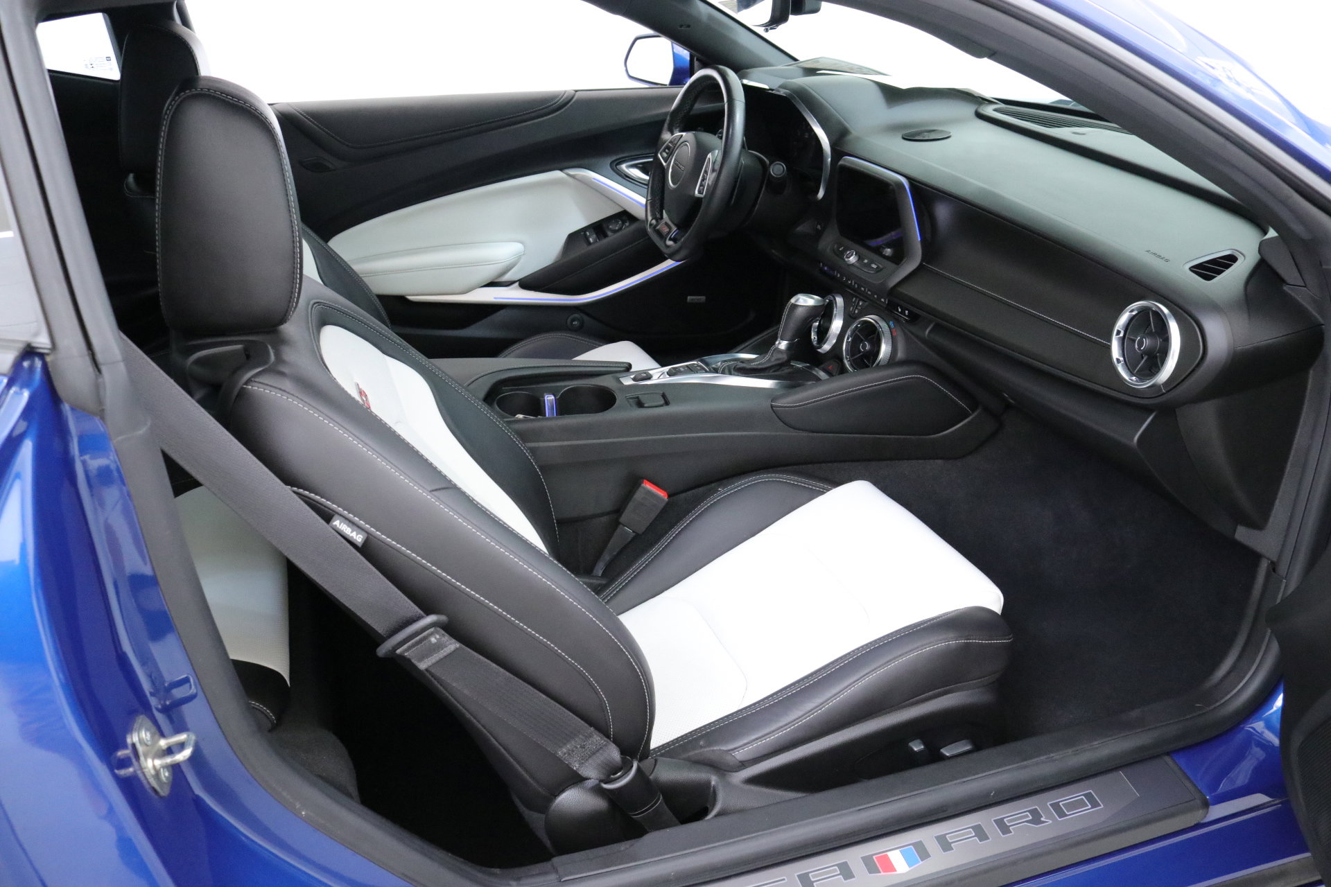 Used 2021 Chevrolet Camaro SS image 26