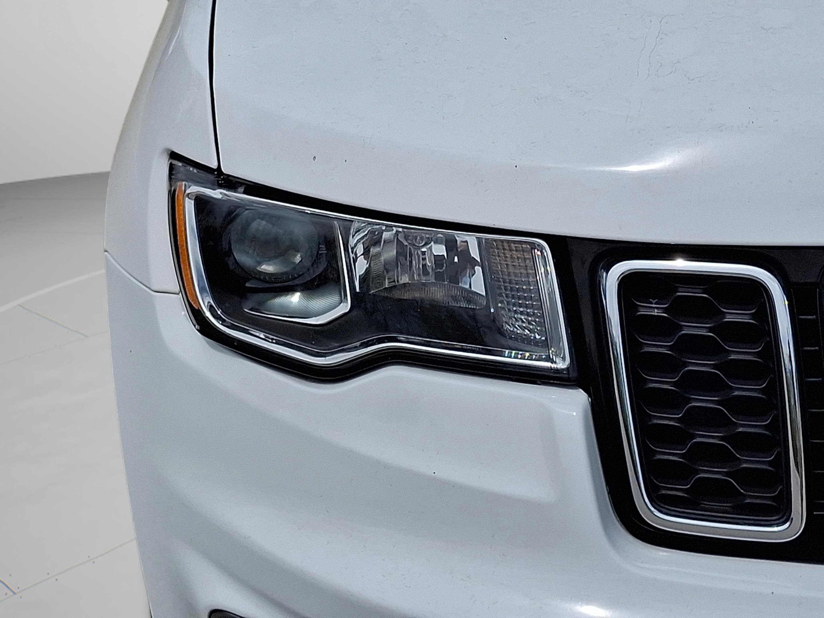 Certified 2021 Jeep Grand Cherokee Limited AWD/4WD image 9
