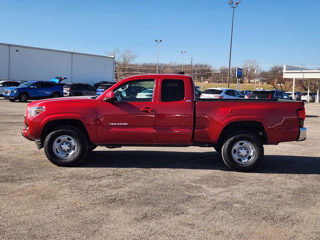 Used 2023 Toyota Tacoma SR5 image 4