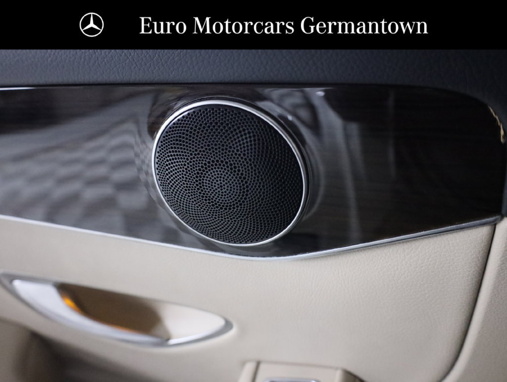 Used 2019 Mercedes-Benz GLC 350e 4MATIC image 48