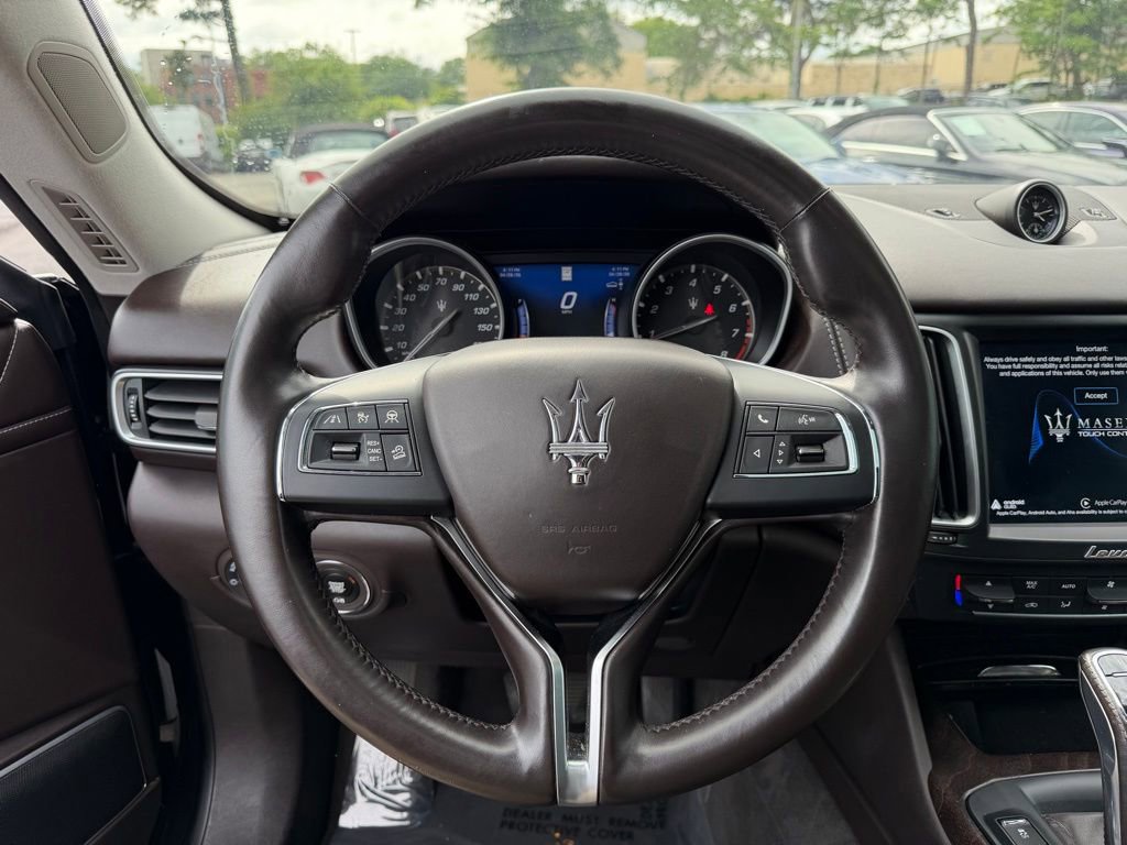 Used 2019 Maserati Levante GranLusso AWD/4WD image 18