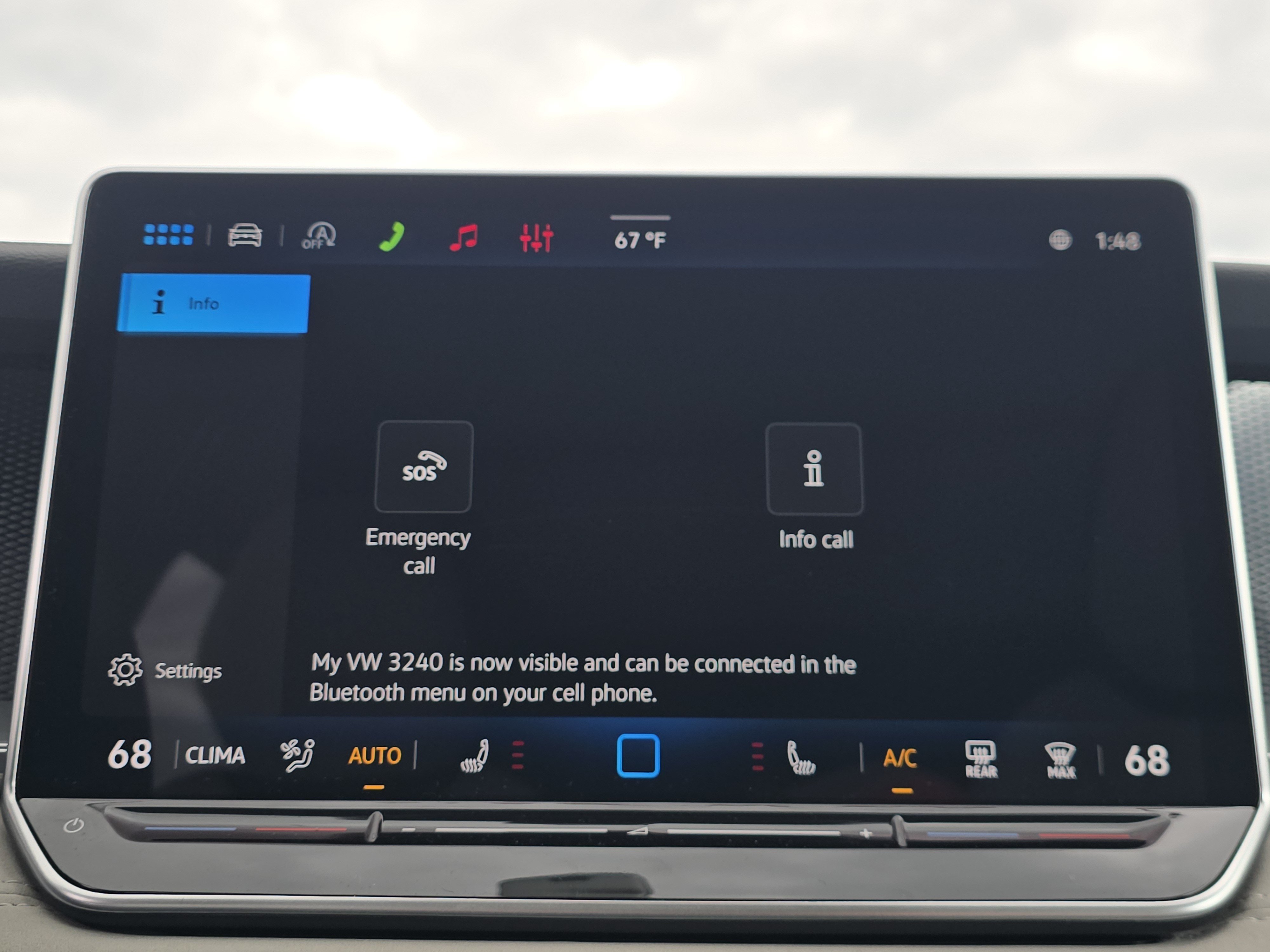 New 2026 Volkswagen Tiguan SE FWD image 12