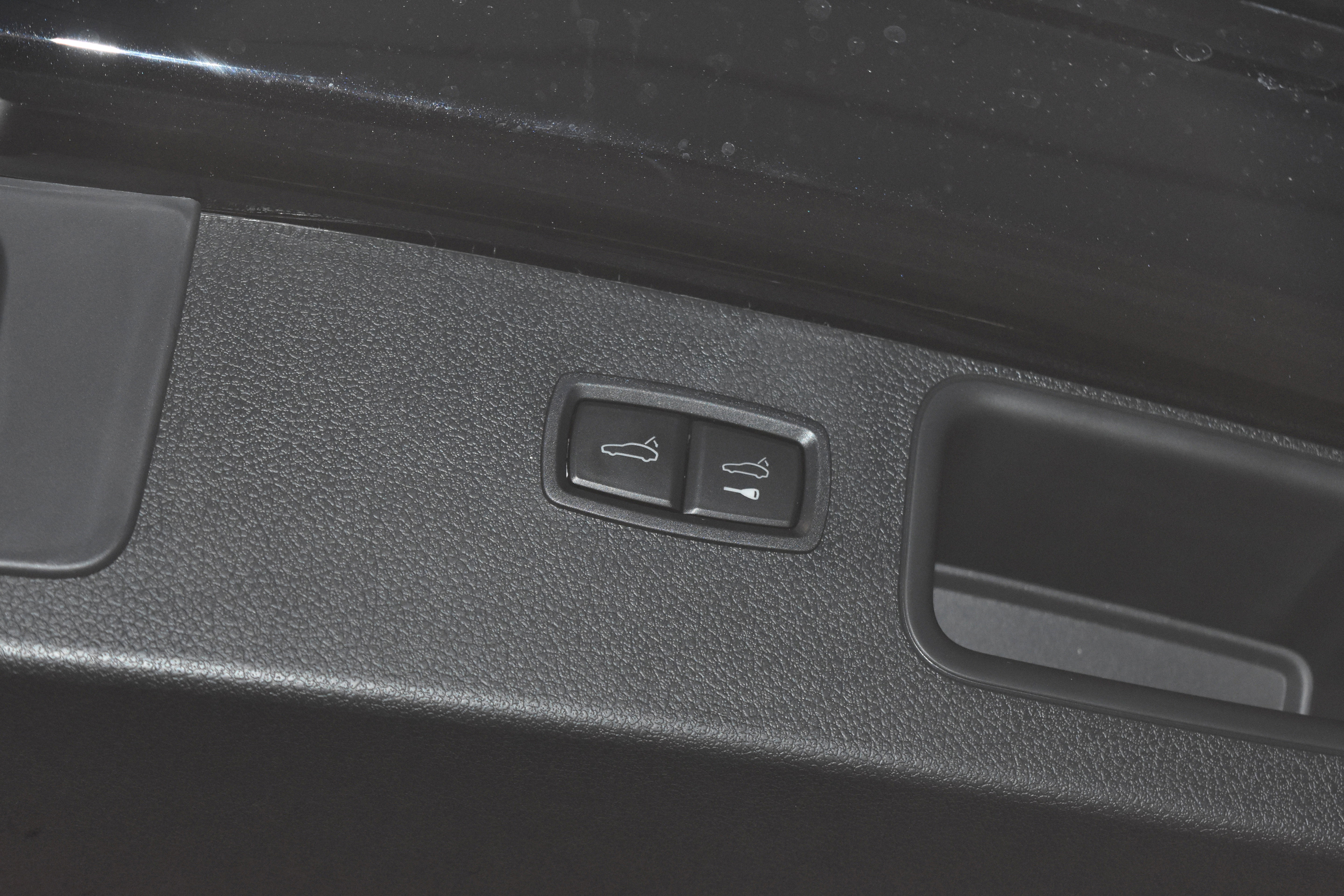 New 2026 Porsche Macan S image 35