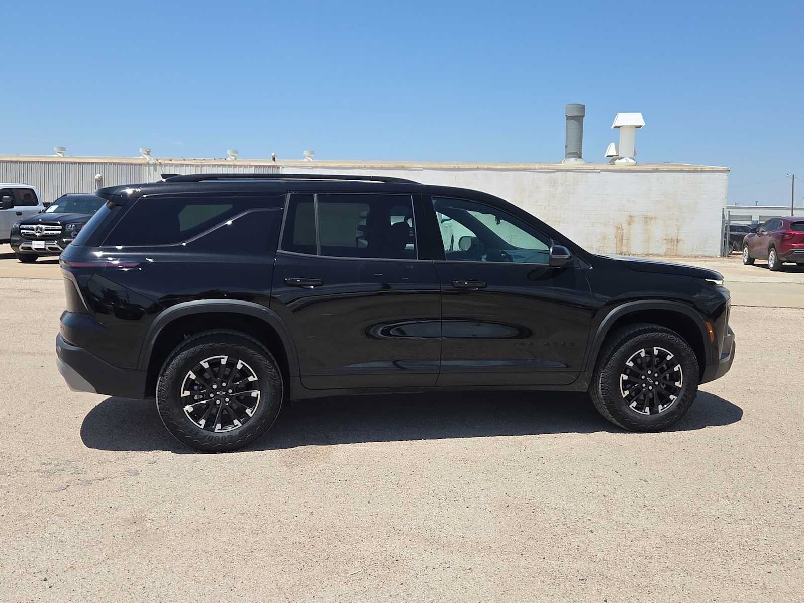 Used 2026 Chevrolet Traverse Z71 AWD/4WD image 9