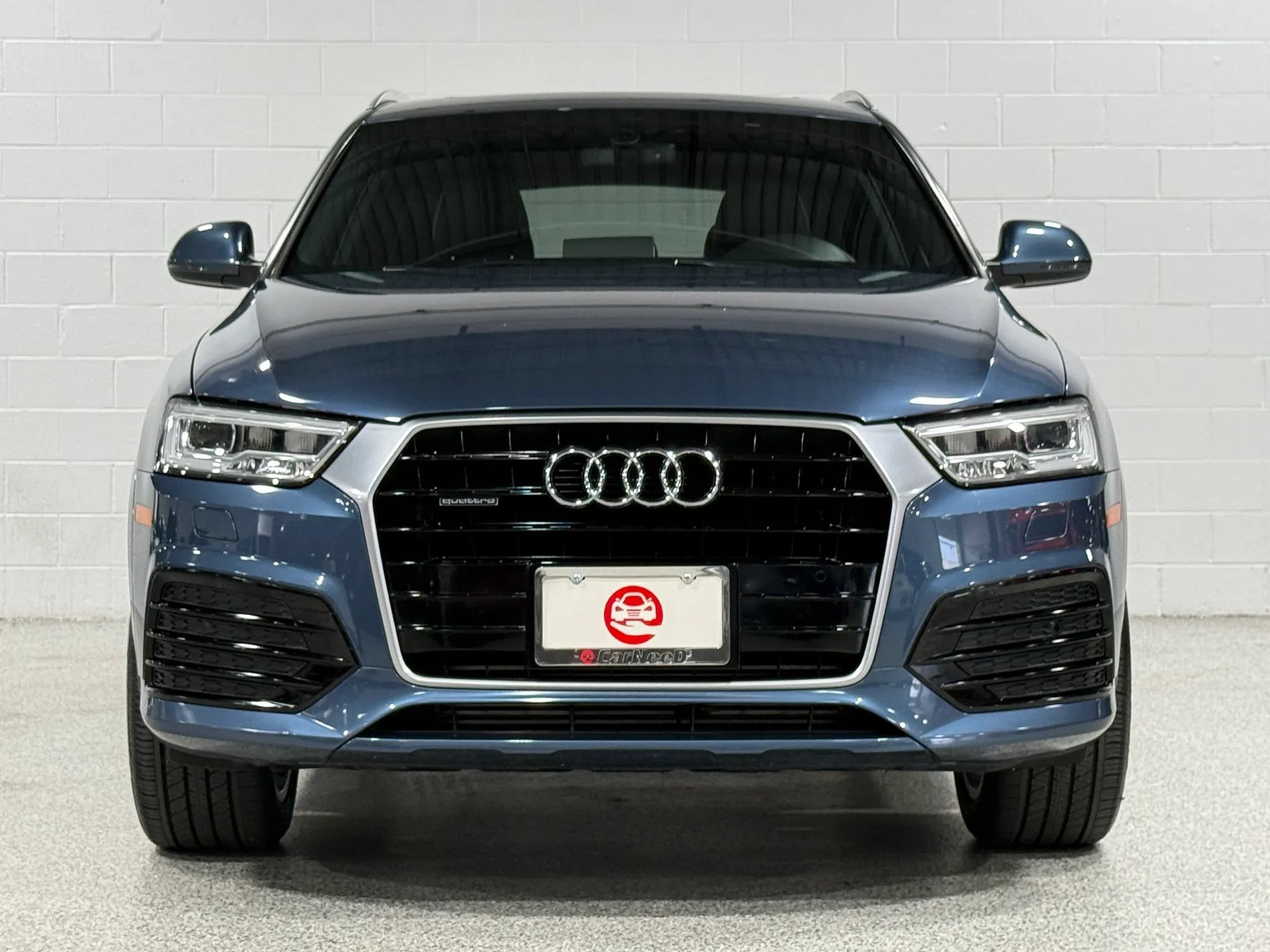 Used 2017 Audi Q3 2.0T Prestige w/ Prestige Package AWD/4WD image 3