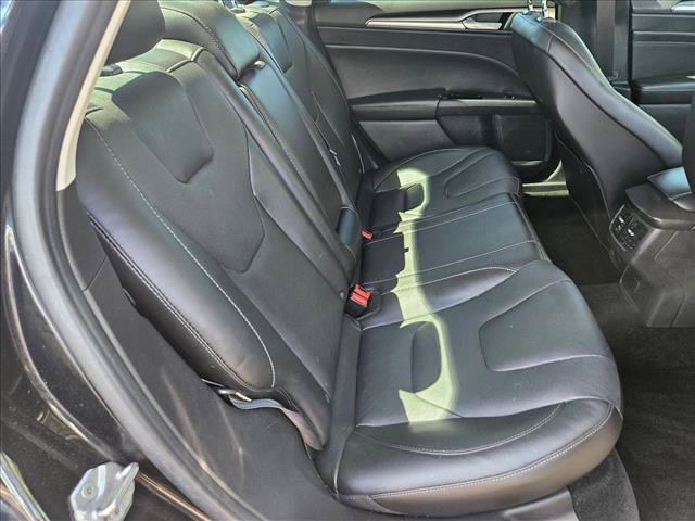Used 2014 Ford Fusion Titanium FWD image 16