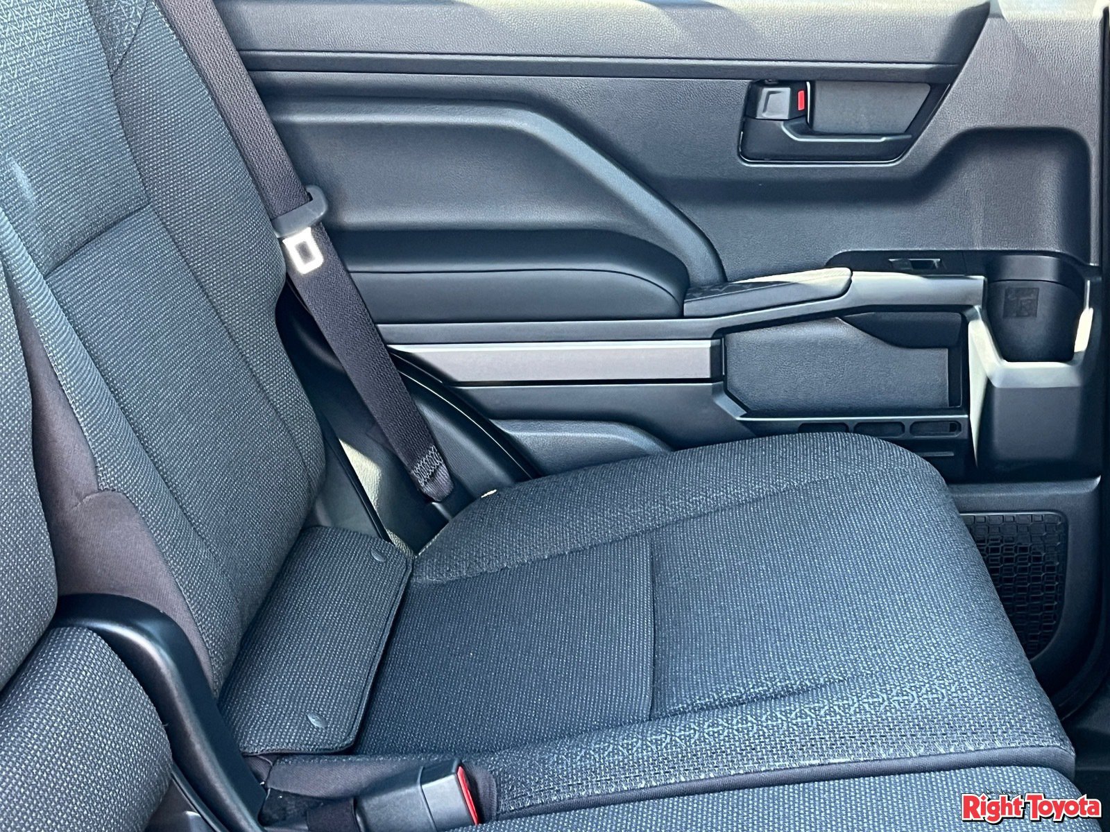 New 2026 Toyota 4Runner SR5 AWD/4WD image 12