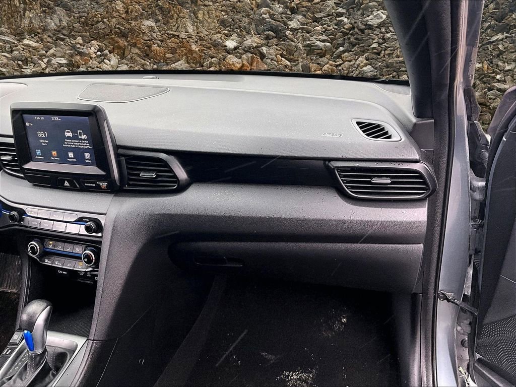 Used 2019 Hyundai Veloster 2.0 image 15