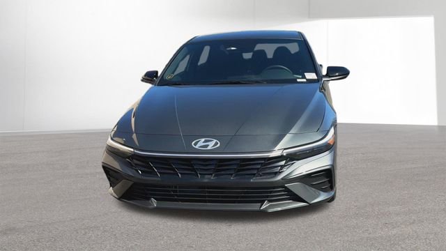 New 2026 Hyundai Elantra Sport image 3