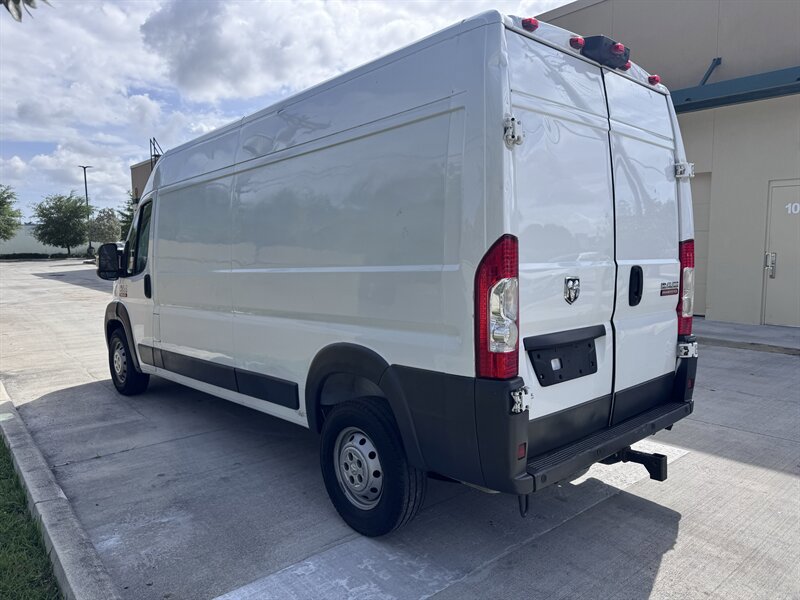 Used 2017 RAM ProMaster 2500 FWD image 7