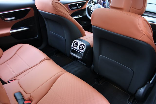 Used 2024 Mercedes-Benz C 300 4MATIC Sedan image 15