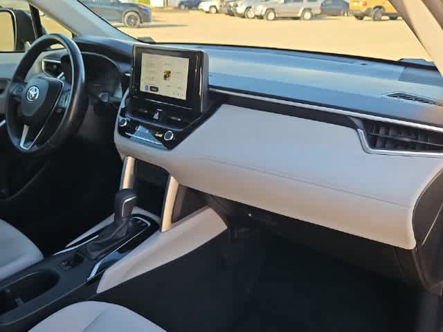 Used 2023 Toyota Corolla Cross LE FWD image 19