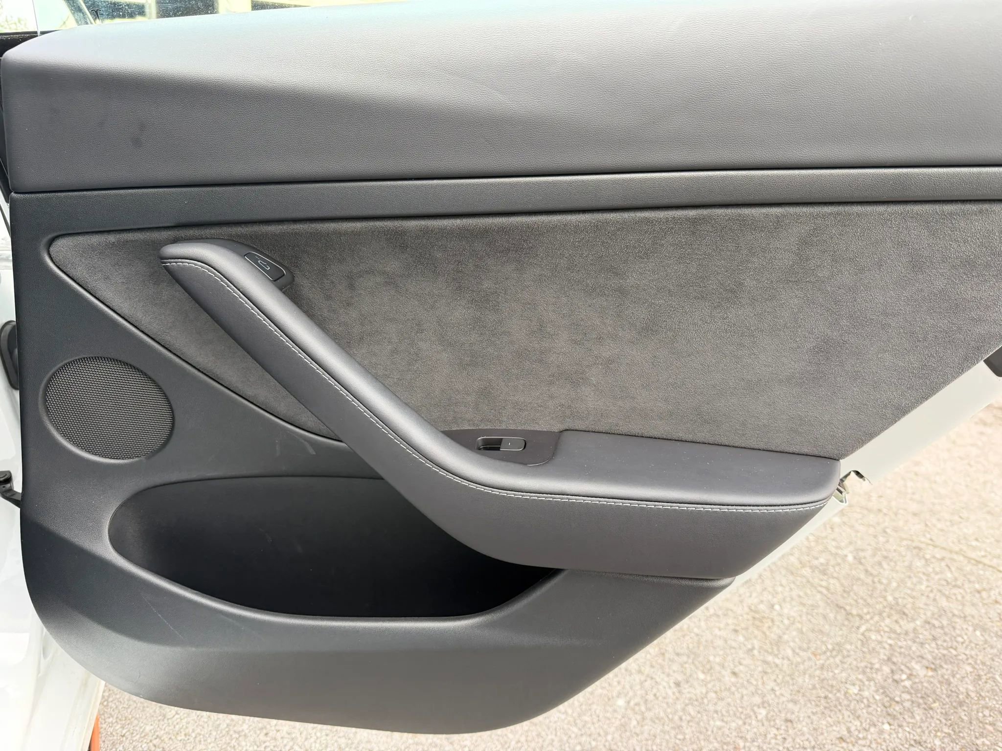 Used 2023 Tesla Model 3 Standard Range RWD image 29
