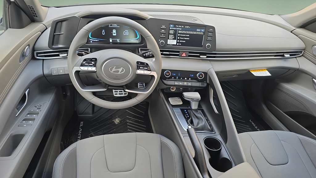 New 2026 Hyundai Elantra Sport FWD image 11