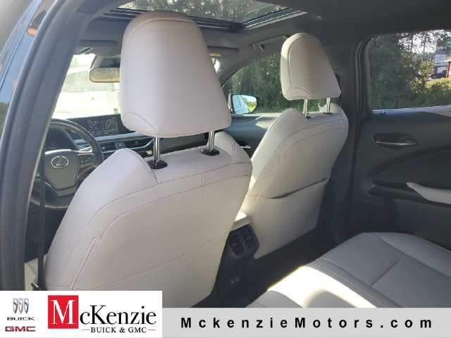 Used 2021 Lexus UX 200 w/ Accessory Package (A2) FWD image 23