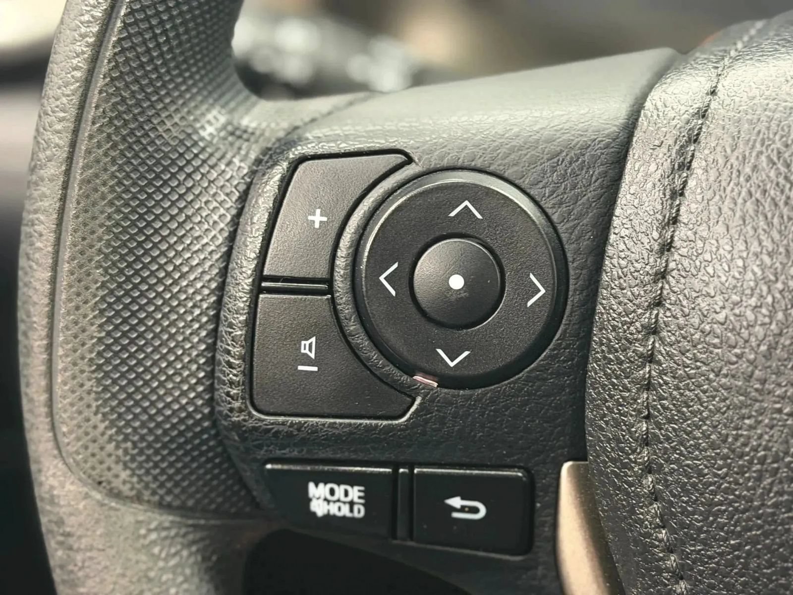 Used 2013 Toyota RAV4 XLE AWD/4WD image 24