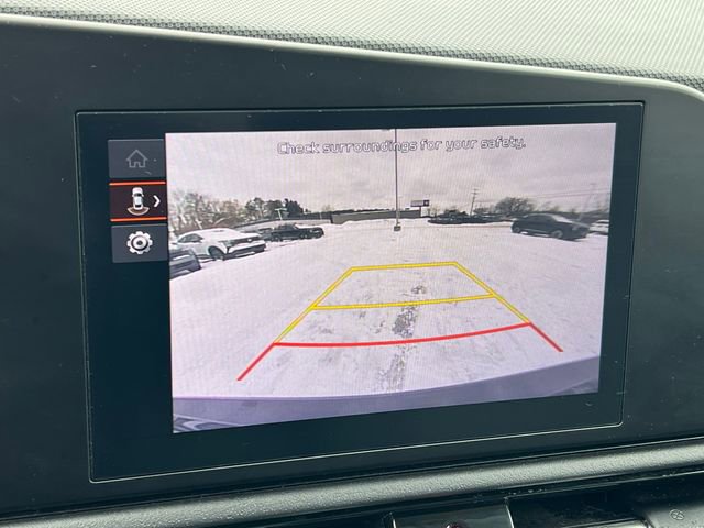 Used 2023 Kia Niro LX image 20