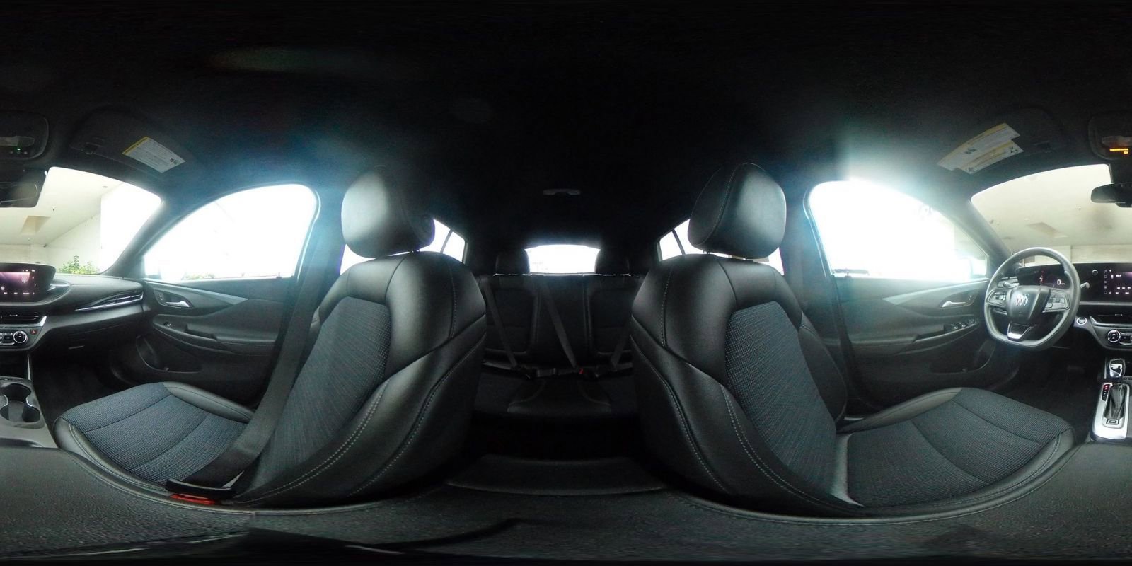 Used 2025 Buick Envista Preferred image 42