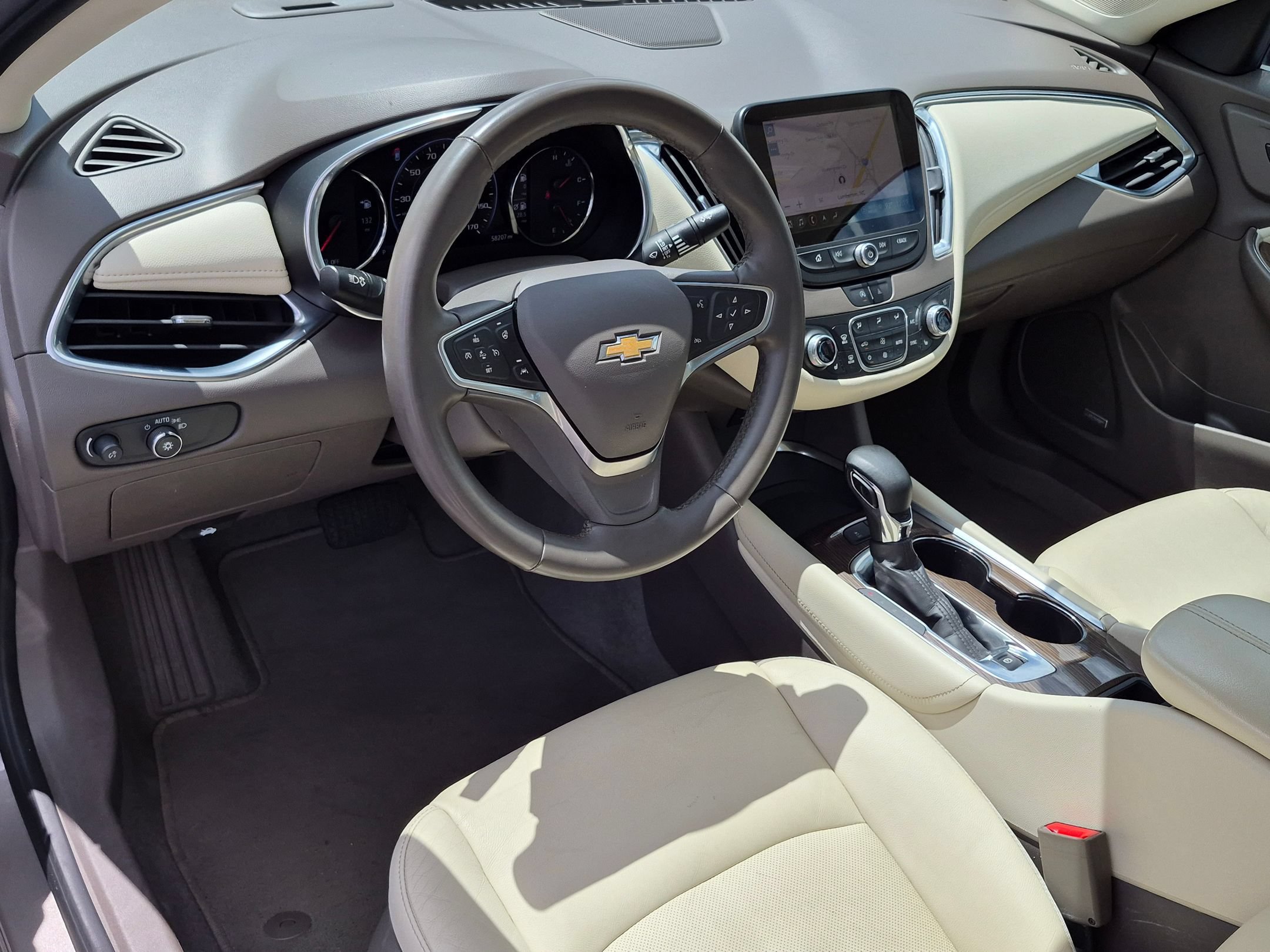 Used 2024 Chevrolet Malibu LT FWD image 16