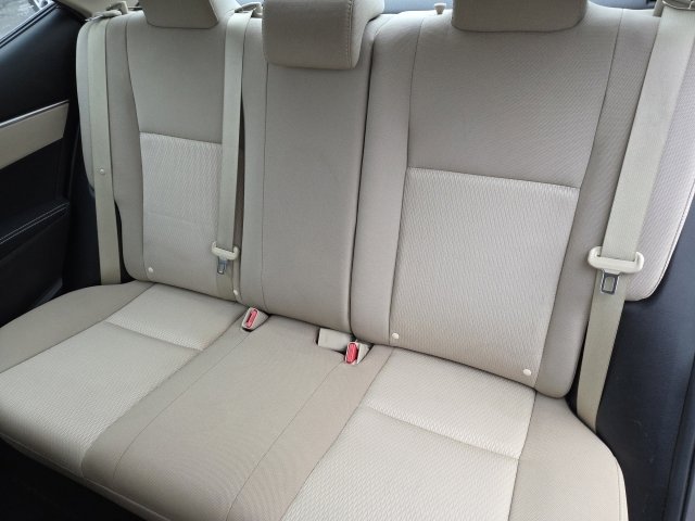 Used 2014 Toyota Corolla LE image 11