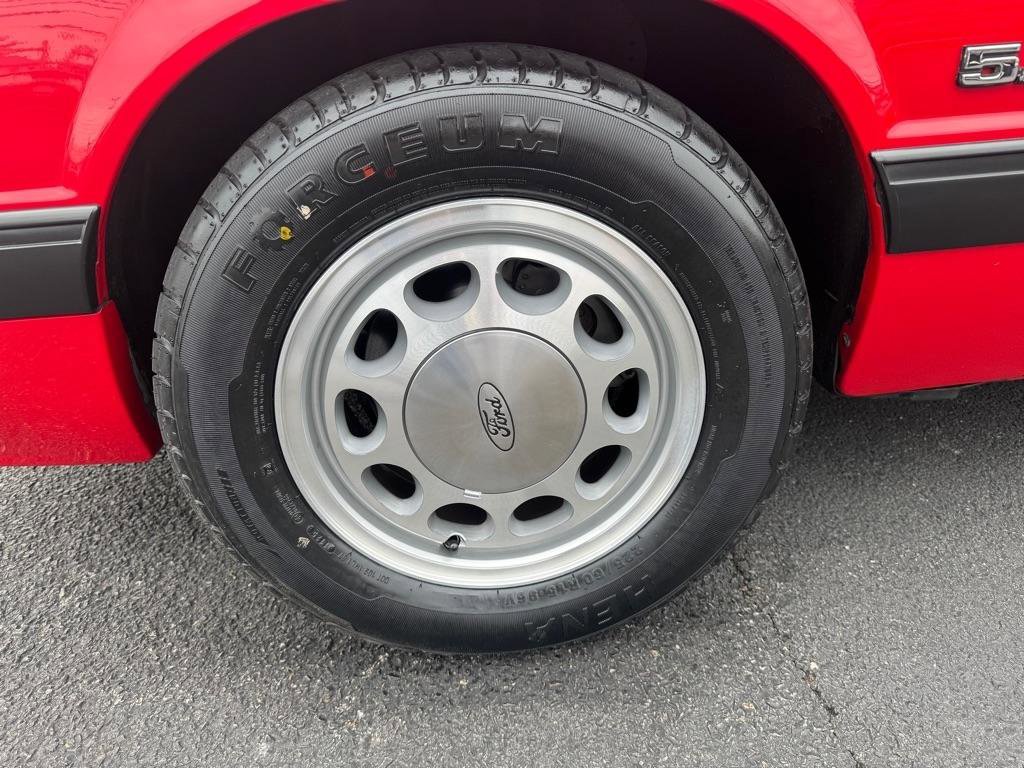 Used 1990 Ford Mustang LX RWD image 10