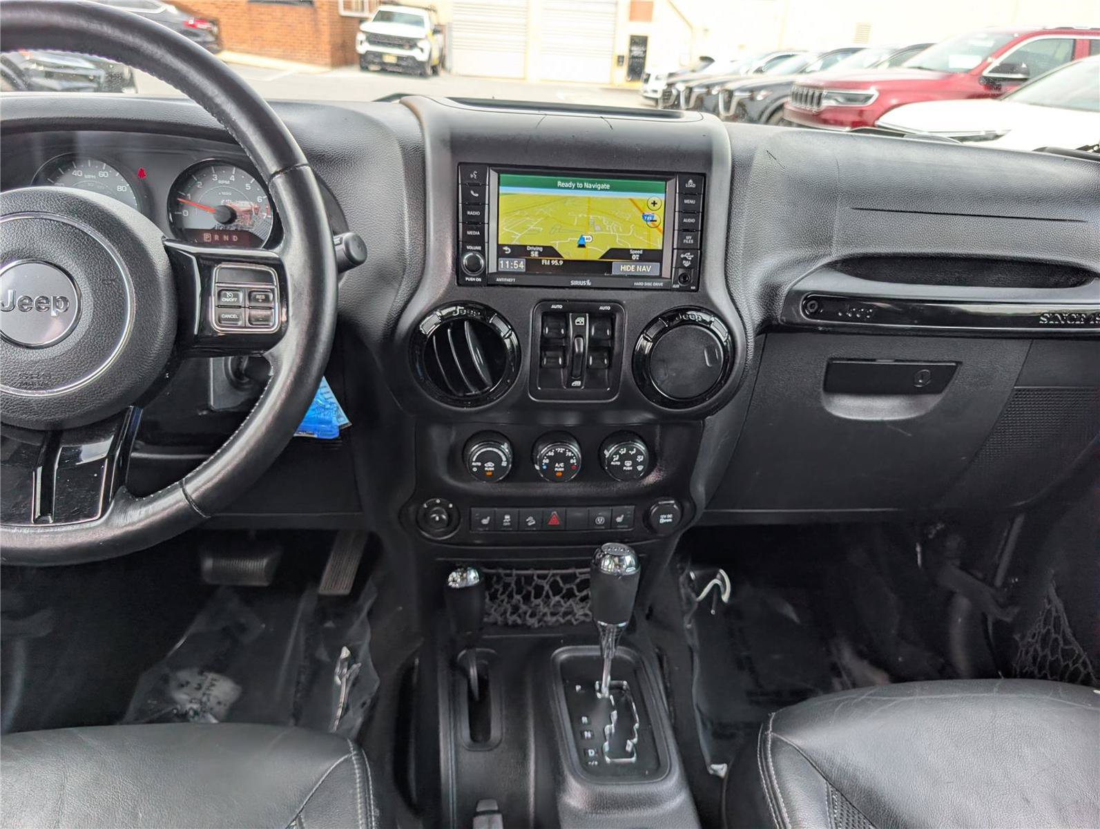 Used 2016 Jeep Wrangler Unlimited Sahara AWD/4WD image 17