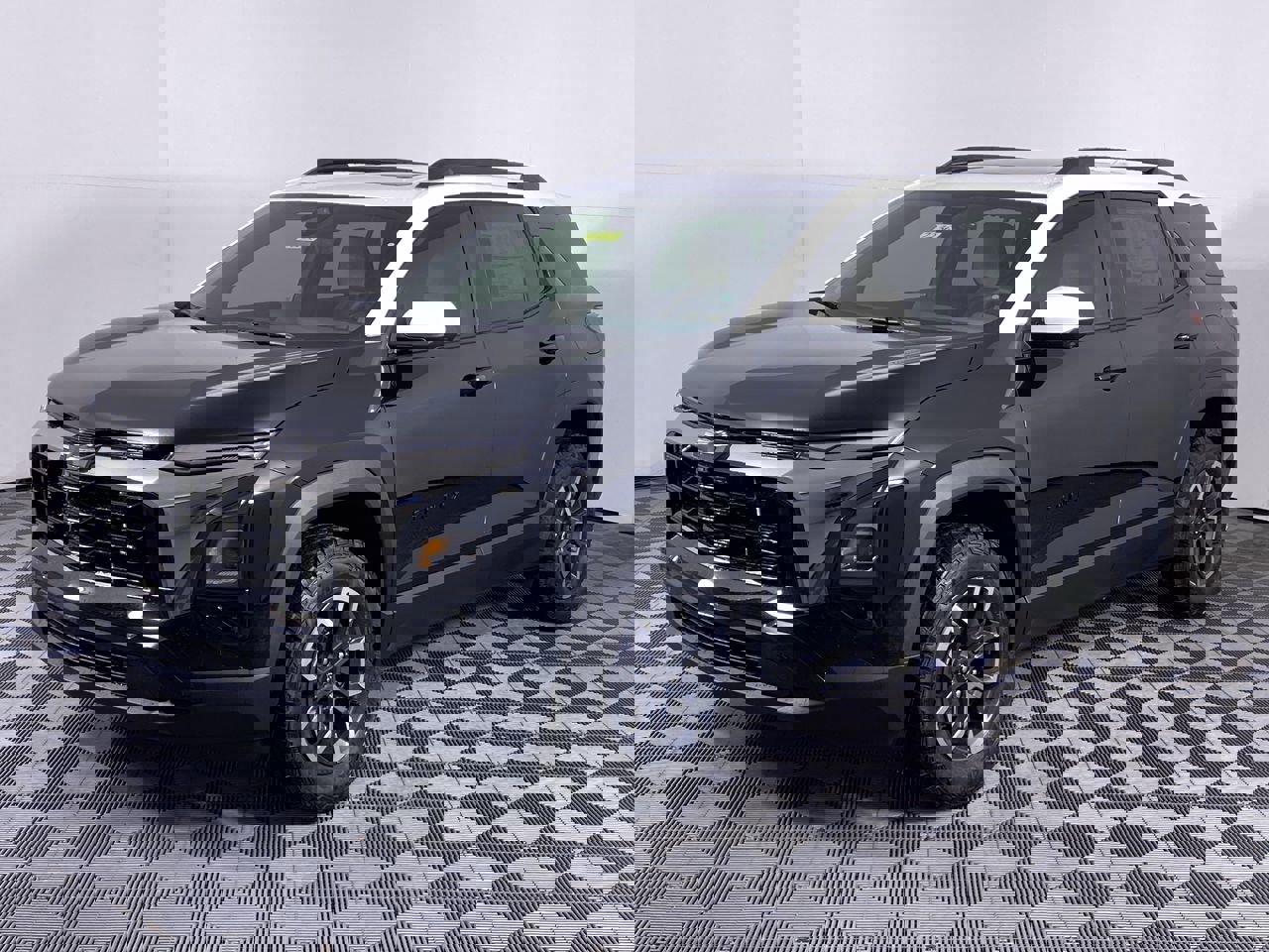 New 2025 Chevrolet Equinox ACTIV w/ Safety and Technology Package image 17