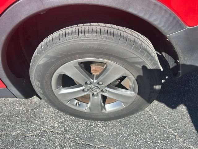 Used 2015 Toyota RAV4 XLE AWD/4WD image 7