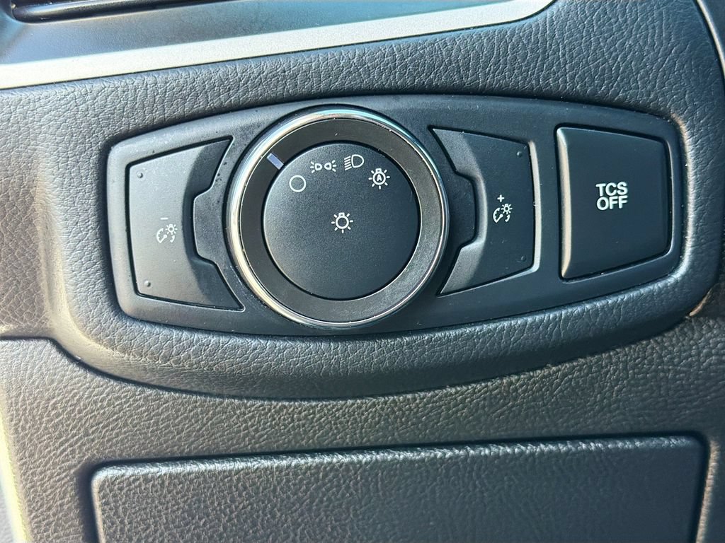 Used 2022 Ford Edge SEL AWD/4WD image 32