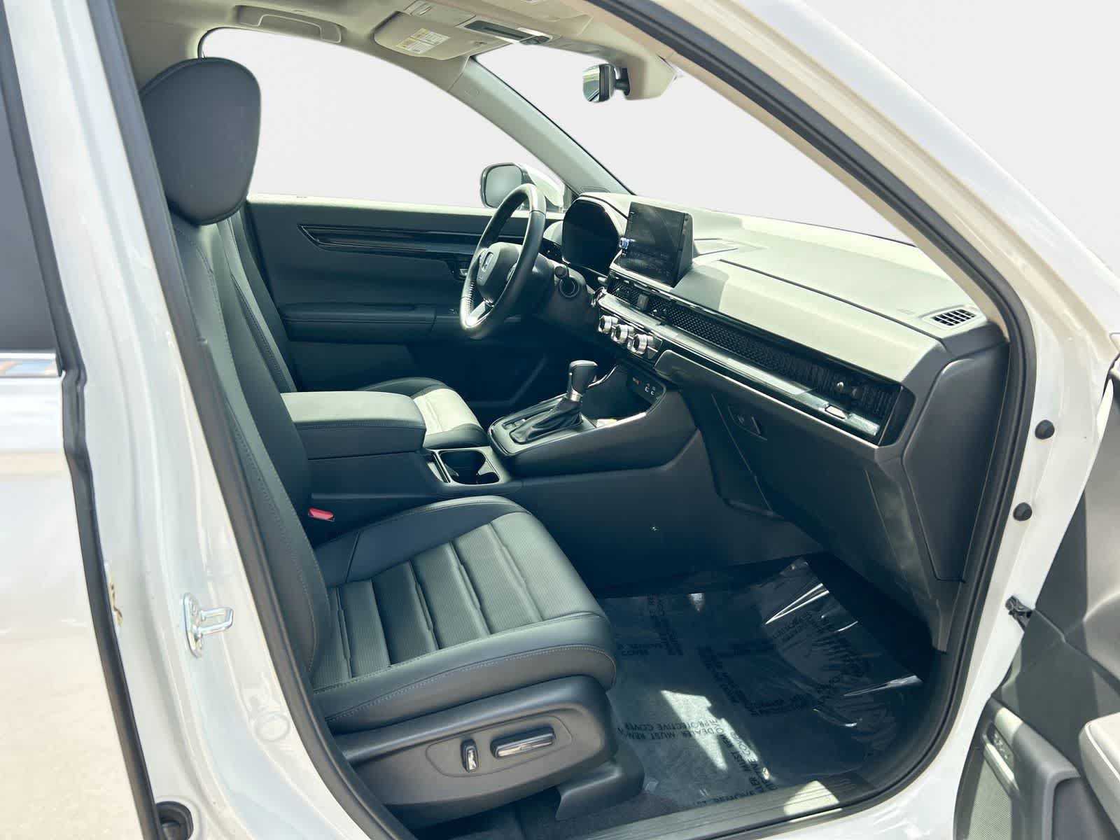 Used 2025 Honda CR-V EX-L image 14