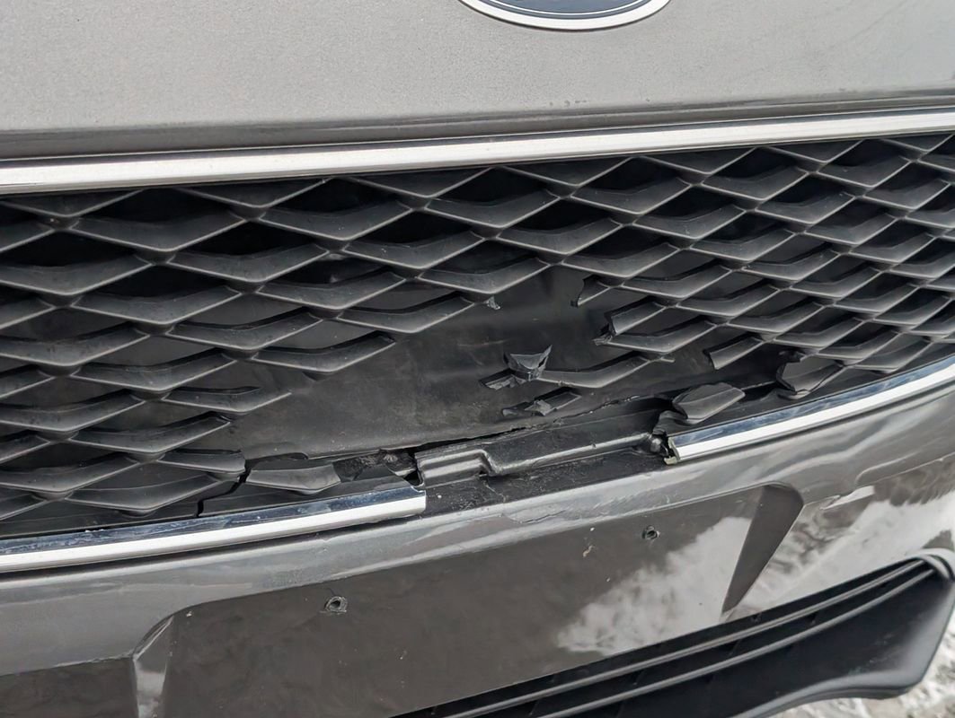 Used 2017 Ford Focus SE w/ Cold Weather Package image 19