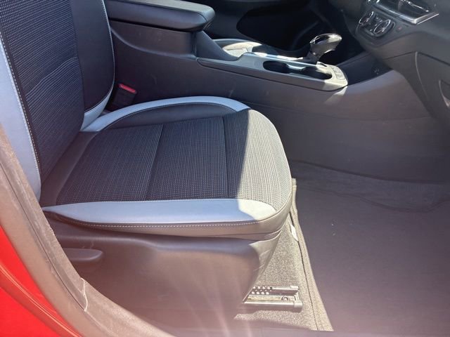 Used 2024 Buick Envista Preferred FWD image 11