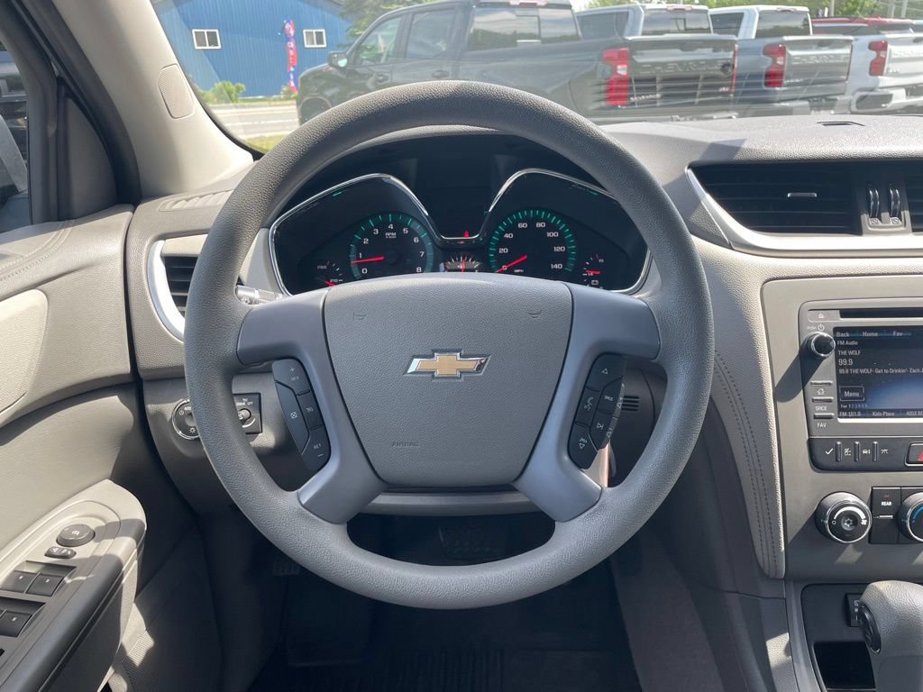 Used 2017 Chevrolet Traverse LS AWD/4WD image 9